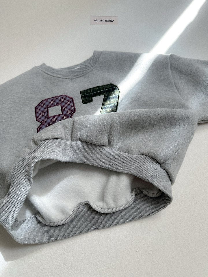 [PRE-ORDER] Fluffy Sweatshirts