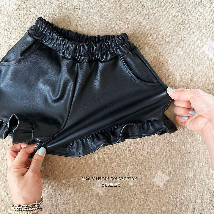 [PRE-ORDER] Faux Leather Shorts