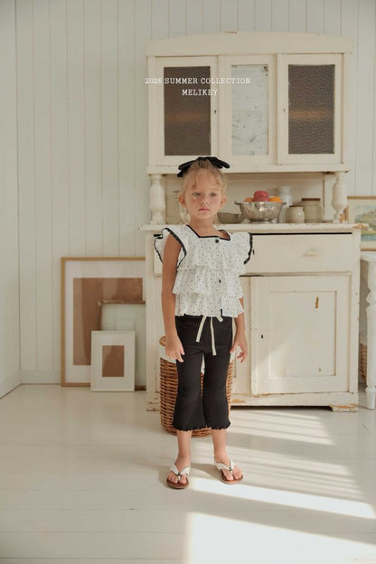 [PRE-ORDER] Dot Can Can Blouse