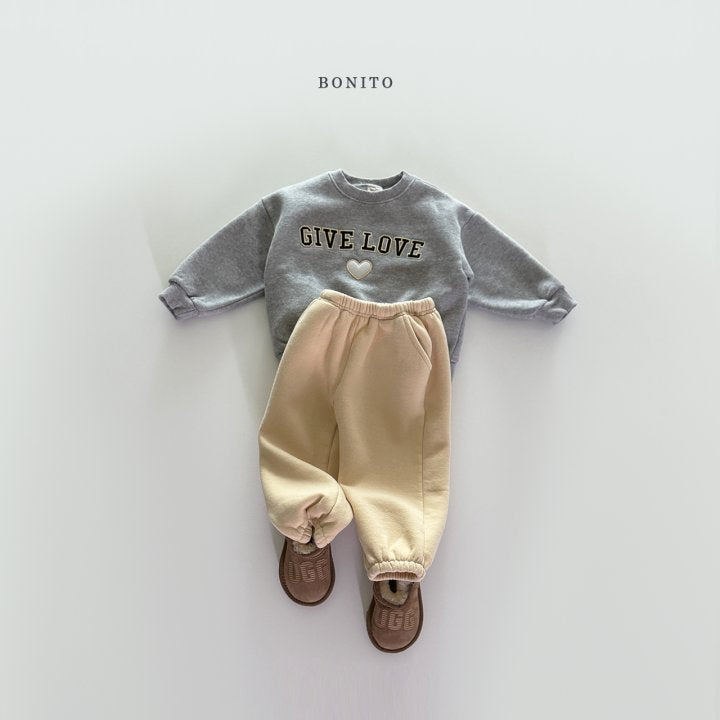 [PRE-ORDER] Give Love Sweatshirts (Mom&Dad Couple)