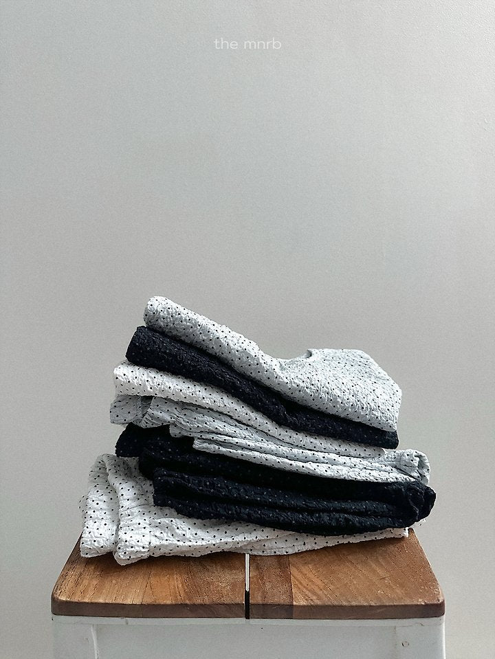 [PRE-ORDER] Dot Blouse