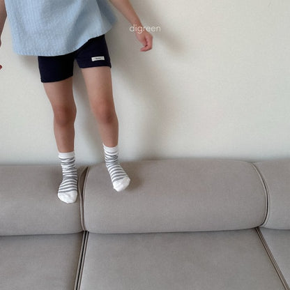 [PRE-ORDER] Stripe Love Socks Set