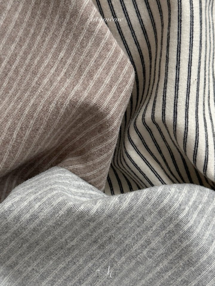 [PRE-ORDER] Iro Stripe T-Shirts