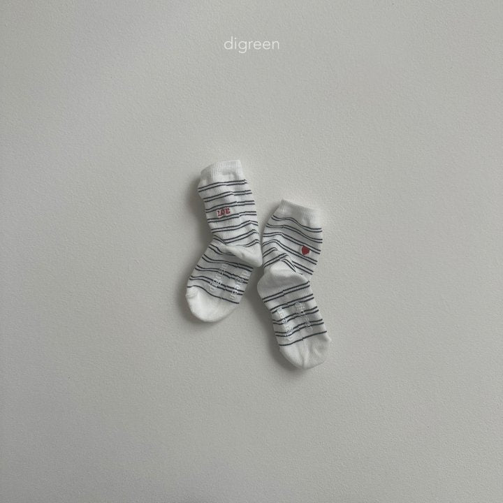 [PRE-ORDER] Stripe Love Socks Set