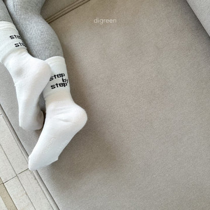 [PRE-ORDER] Step Socks Set