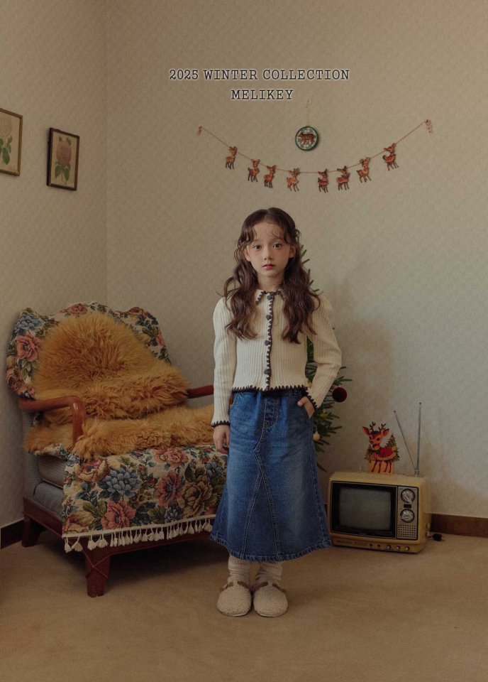 [PRE-ORDER] A Line Long Denim Skirts