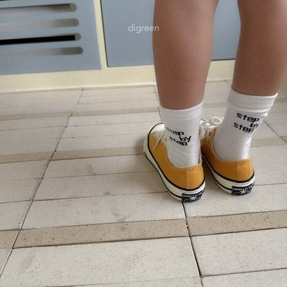 [PRE-ORDER] Step Socks Set