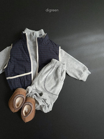 [PRE-ORDER] Reversible Vest