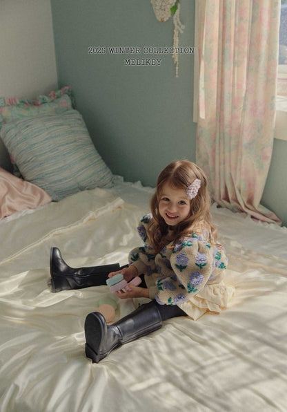 [PRE-ORDER] Fluffy Puff Sweatshirts