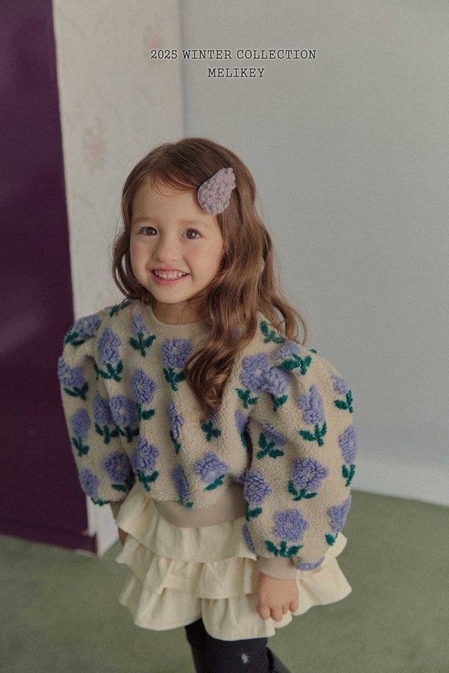 [PRE-ORDER] Fluffy Puff Sweatshirts