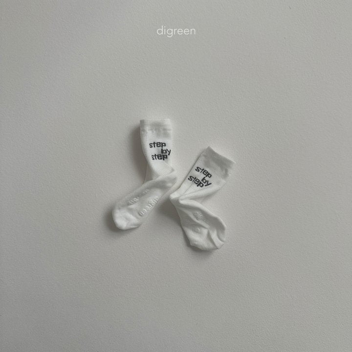[PRE-ORDER] Step Socks Set