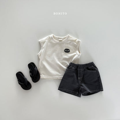 Hello Sleeveless T-Shirts [Cream/XL(5-6yr)]