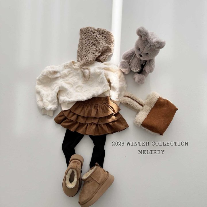 [PRE-ORDER] Fluffy Puff Sweatshirts