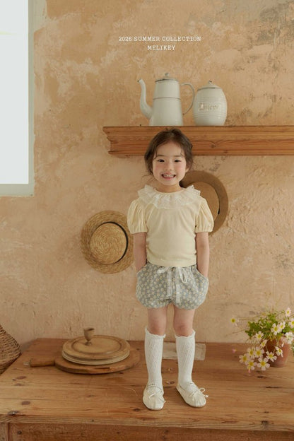 [PRE-ORDER] Mini Daisy Shorts