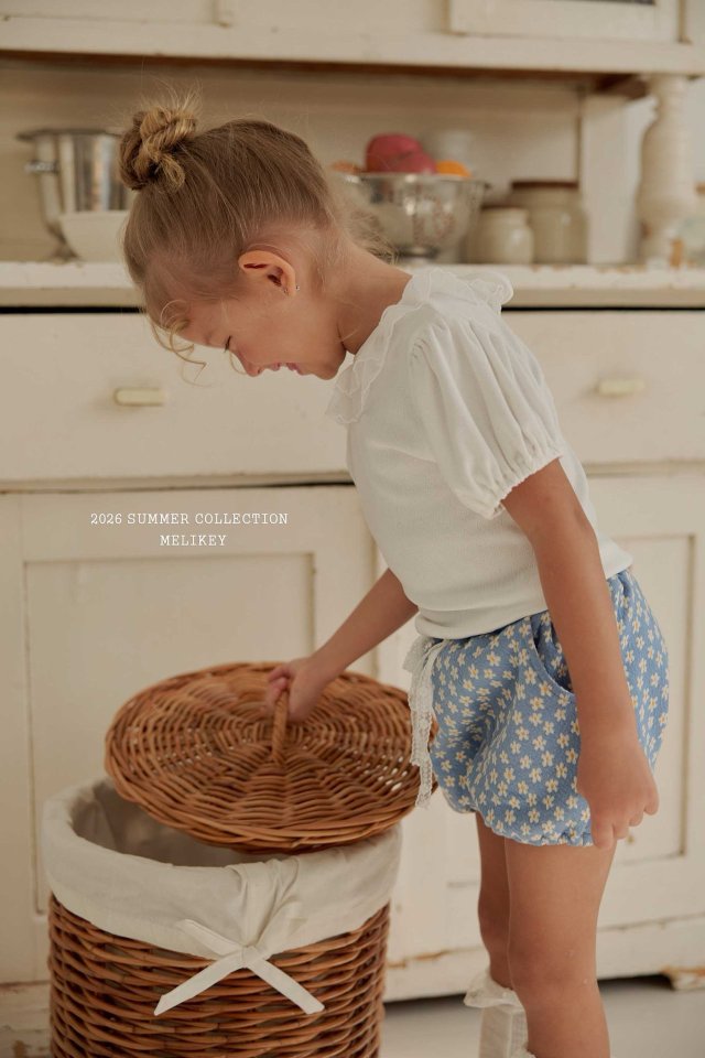 [PRE-ORDER] Mini Daisy Shorts