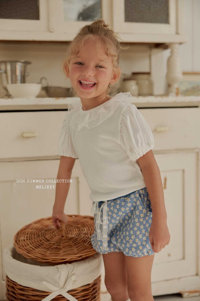 [PRE-ORDER] Mini Daisy Shorts