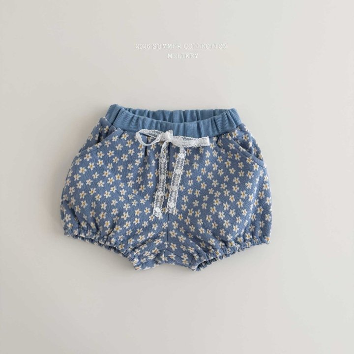 [PRE-ORDER] Mini Daisy Shorts