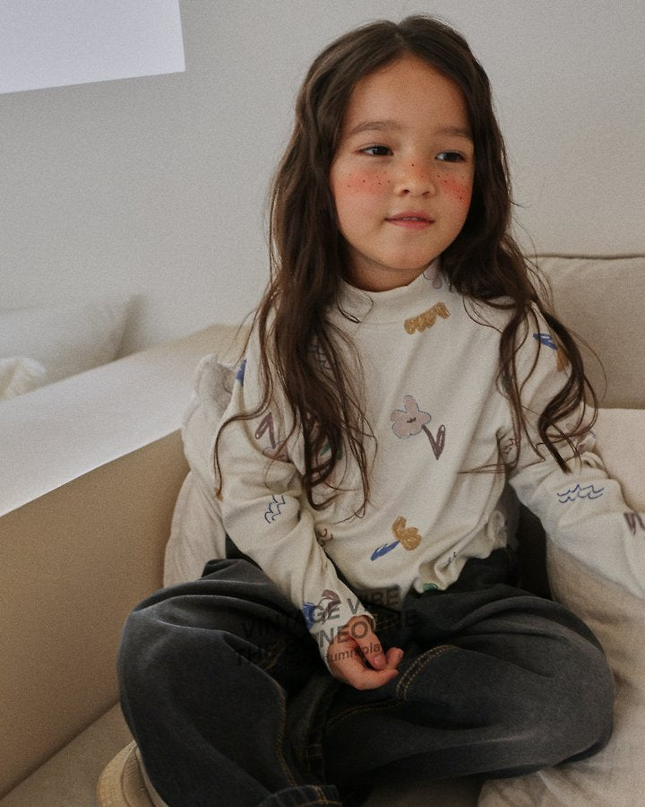 [PRE-ORDER] Cello Floral Span T-Shirts