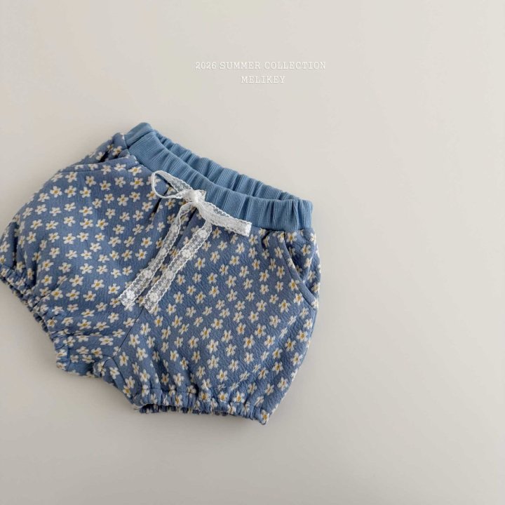 [PRE-ORDER] Mini Daisy Shorts