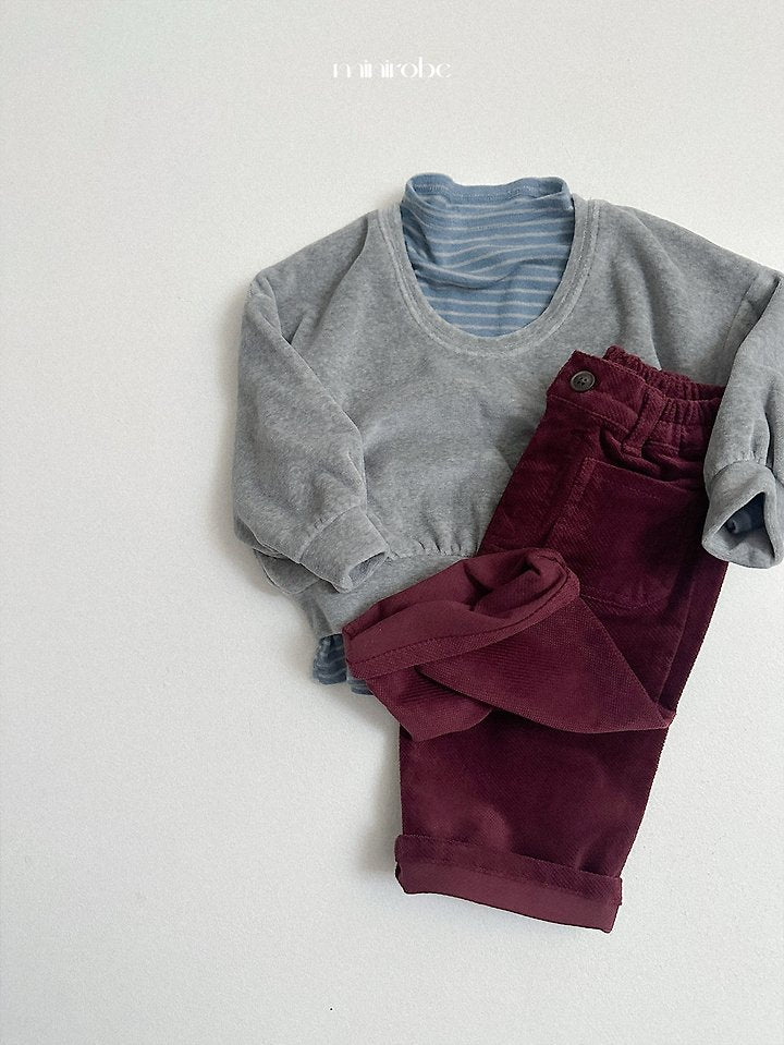 [PRE-ORDER] Merry Half Turtleneck T-Shirts