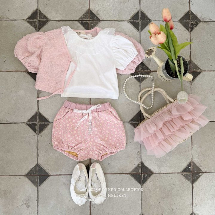 [PRE-ORDER] Mini Daisy Shorts