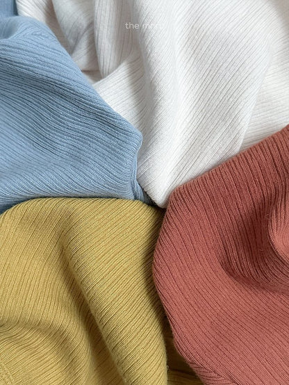[PRE-ORDER] Critic Ribbed T-Shirts