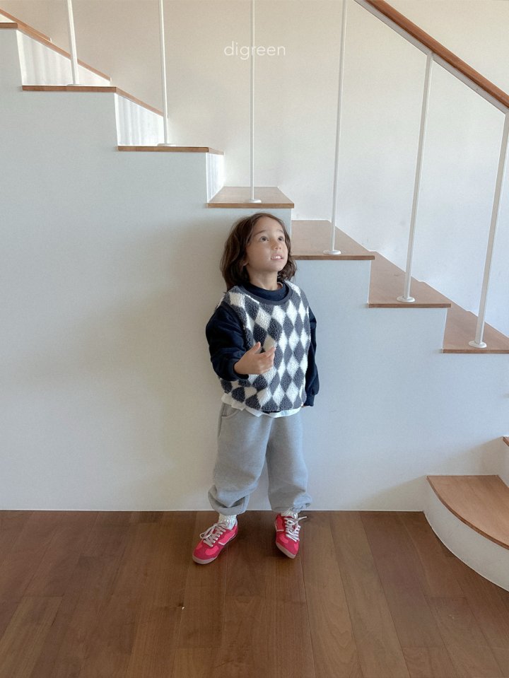 [PRE-ORDER] Triangle Jogger Pants