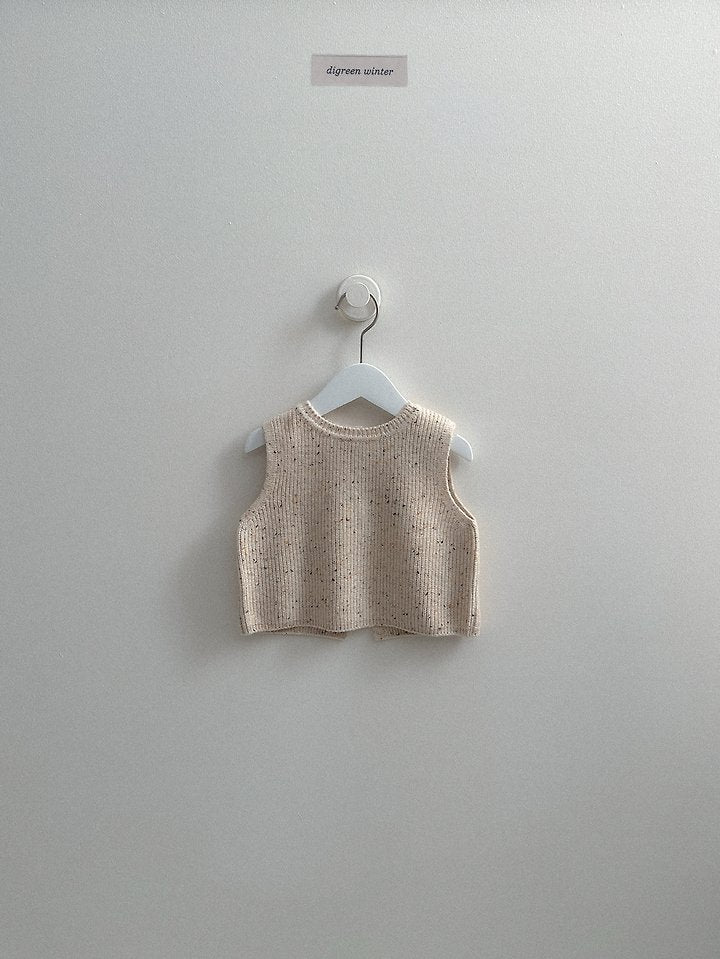 [PRE-ORDER] Benny Sweater Vest