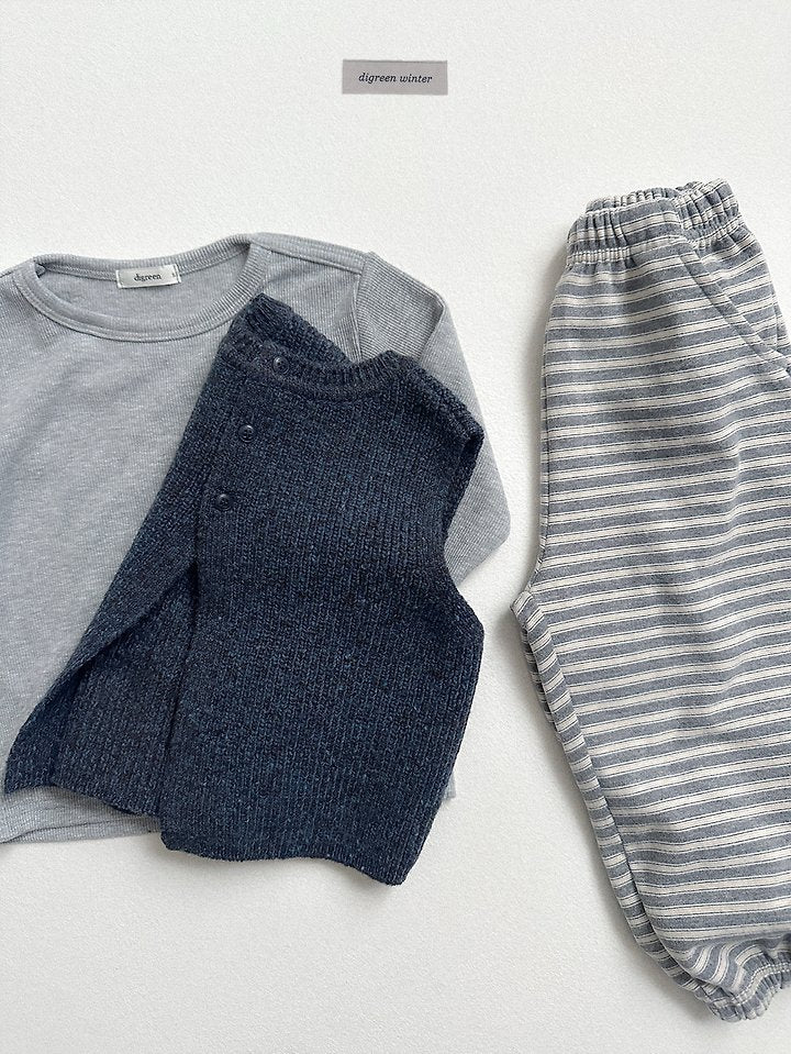 [PRE-ORDER] Benny Sweater Vest