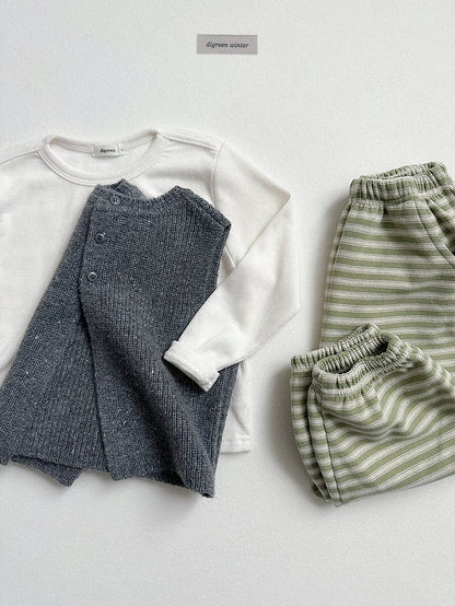 [PRE-ORDER] Benny Sweater Vest