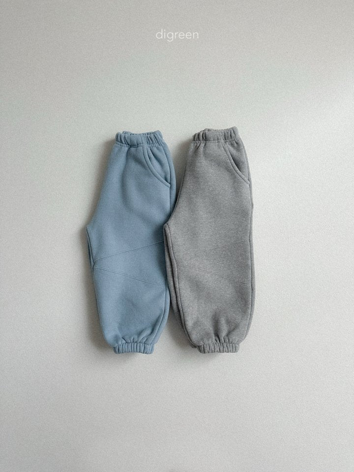 [PRE-ORDER] Triangle Jogger Pants