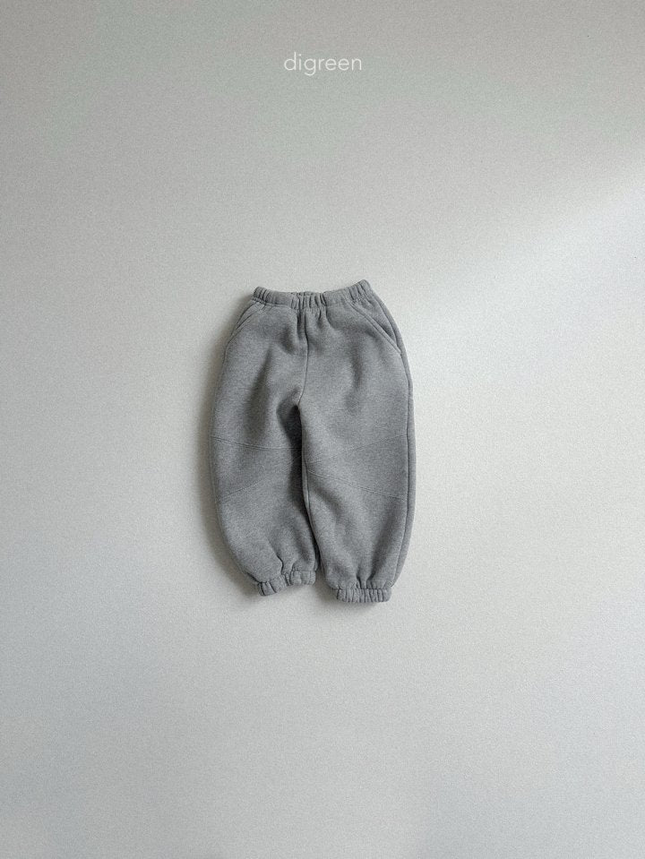 [PRE-ORDER] Triangle Jogger Pants