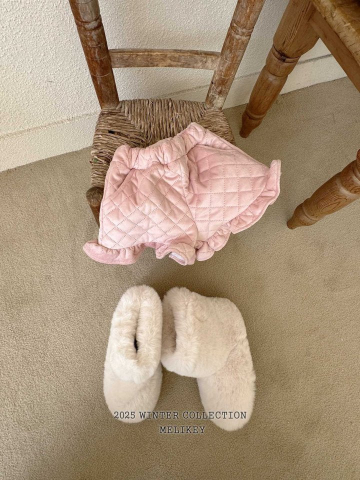 [PRE-ORDER] Quilted Frill Shorts