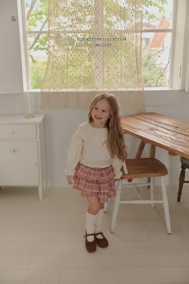 [PRE-ORDER] Hazel Blouse