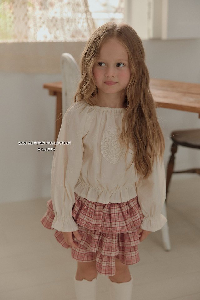 [PRE-ORDER] Hazel Blouse