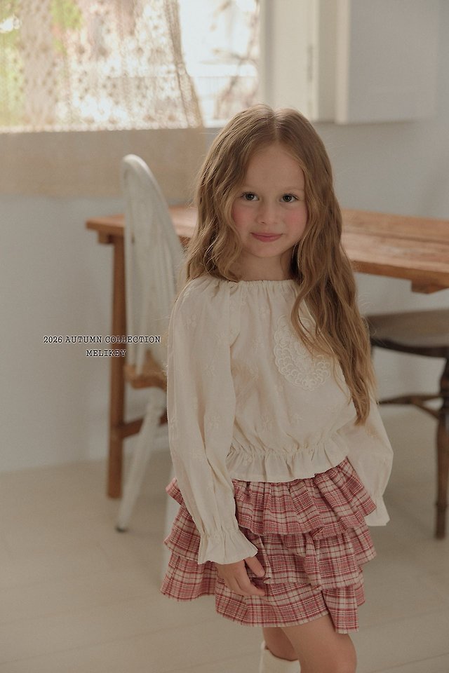[PRE-ORDER] Hazel Blouse