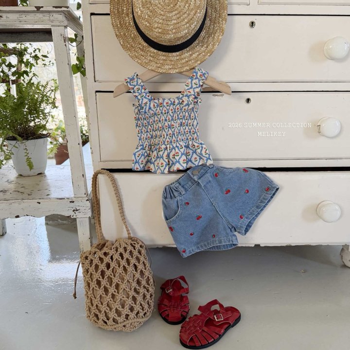 [PRE-ORDER] Mini Cherry Shorts