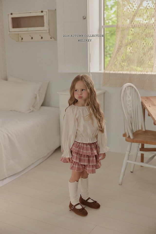 [PRE-ORDER] Hazel Blouse