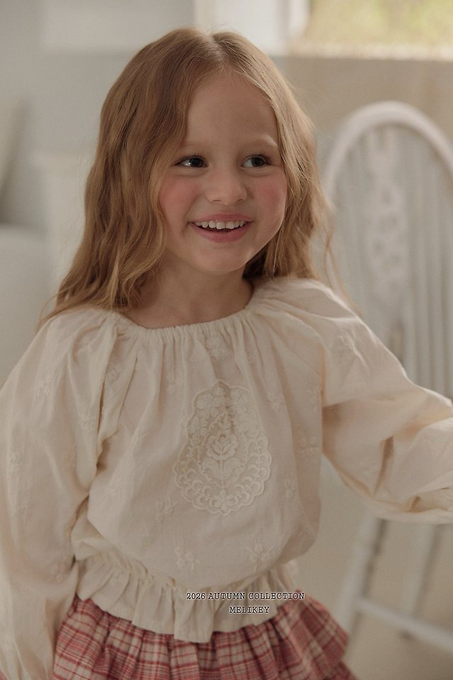 [PRE-ORDER] Hazel Blouse
