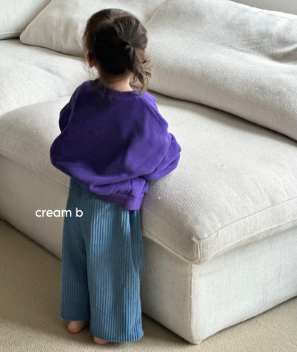 [PRE-ORDER] Cozy Sweatshirts