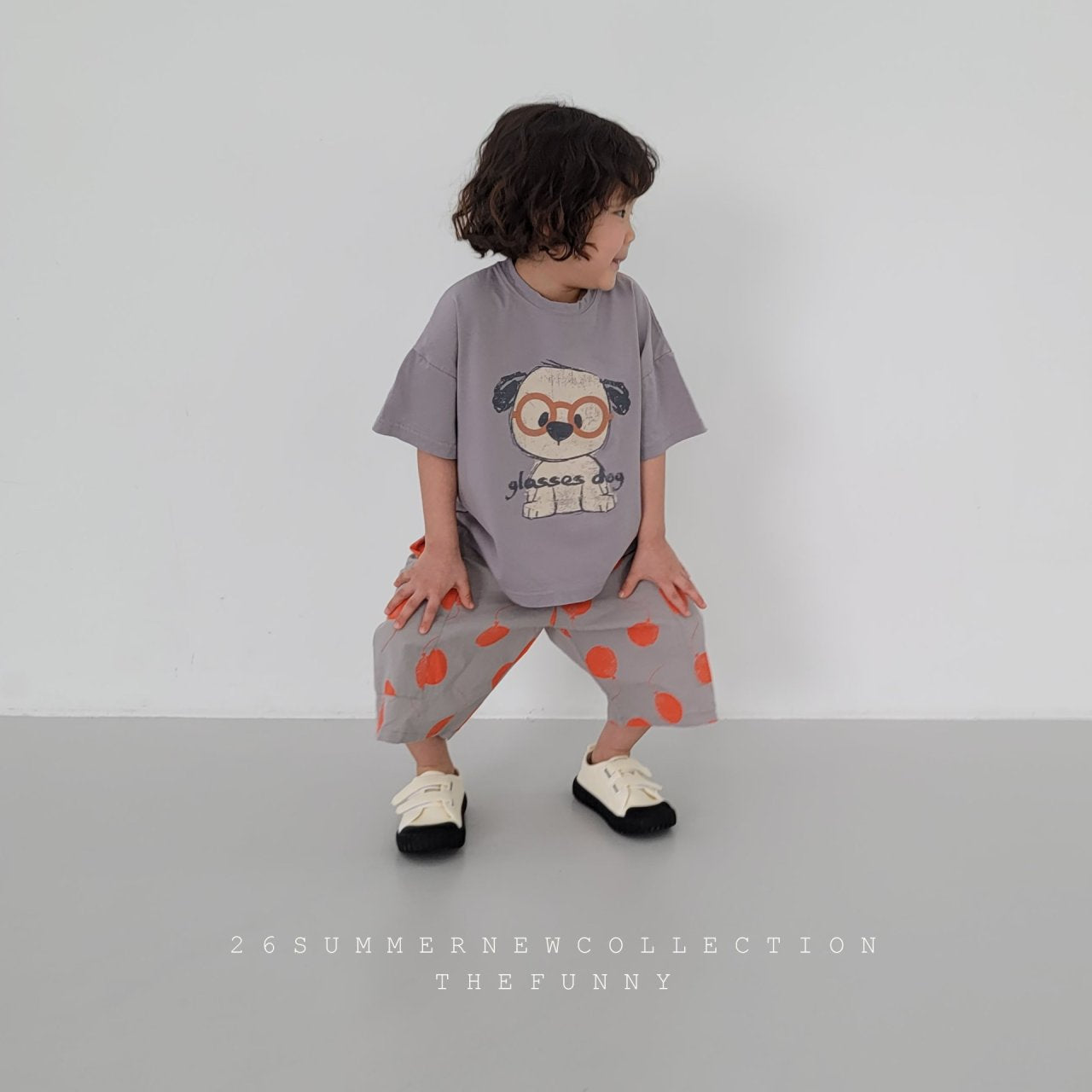 [PRE-ORDER] Glasses Dot T-Shirts