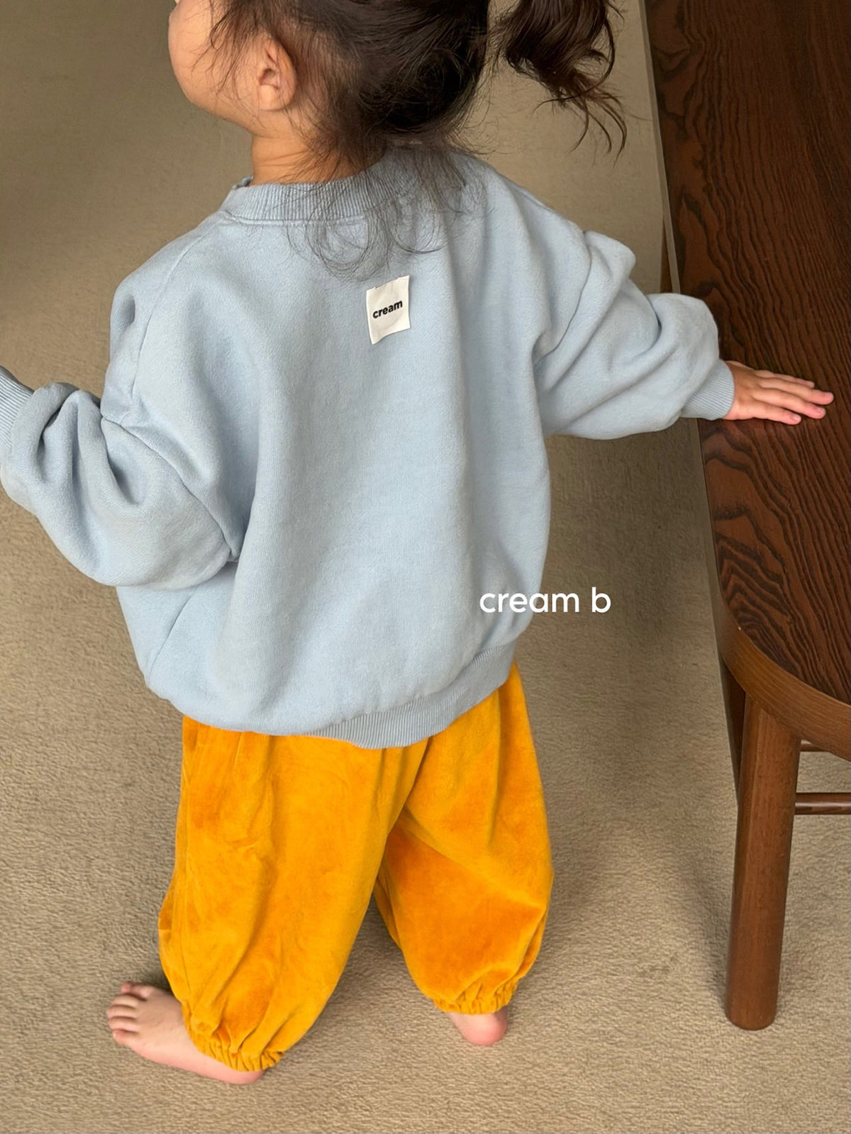 [PRE-ORDER] Chocolat Sweatshirts