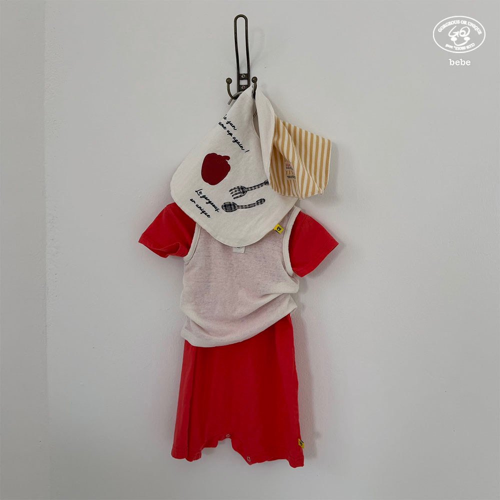 [PRE-ORDER] Mamma Reversible Bib