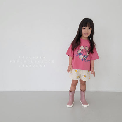 [PRE-ORDER] Smile T-Shirts