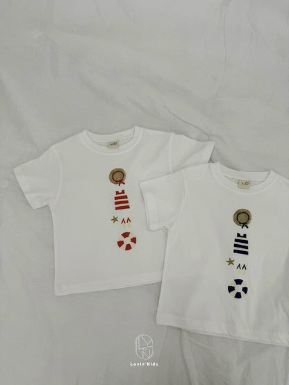 [PRE-ORDER] Vacation T-Shirts