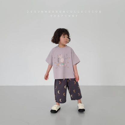 [PRE-ORDER] Moon Rabbit T-Shirts