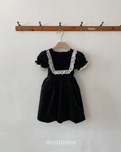 [PRE-ORDER] Anna Velvet Dress (Mom Couple)