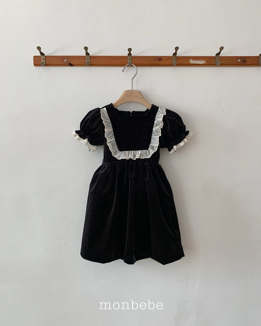 [PRE-ORDER] Anna Velvet Dress (Mom Couple)