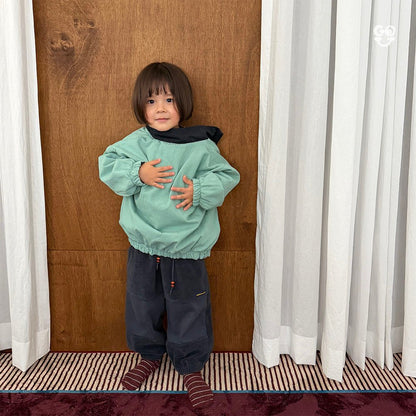 [PRE-ORDER] Reversible Jumper (Mom Couple)