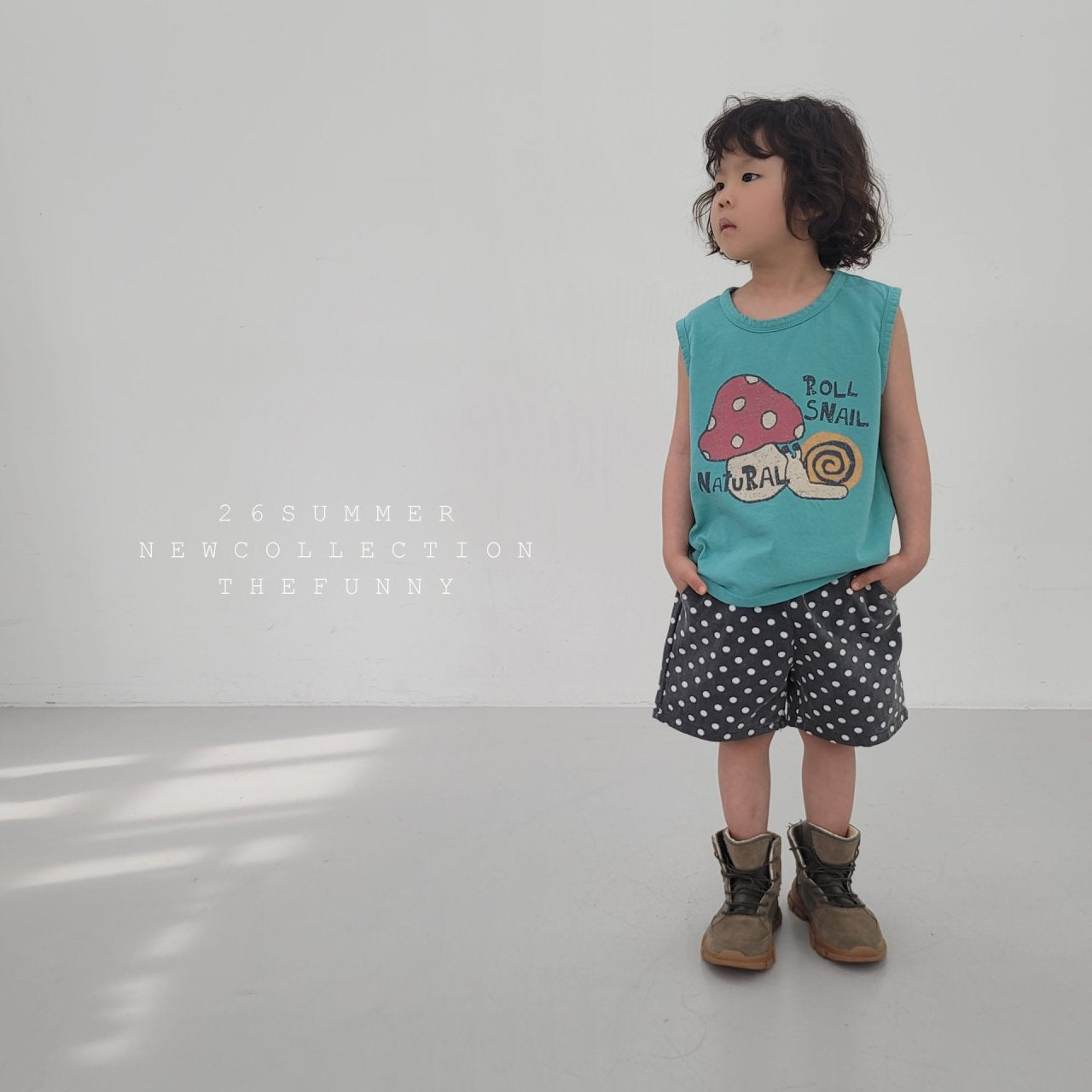 [PRE-ORDER] Snail Sleeveless T-Shirts